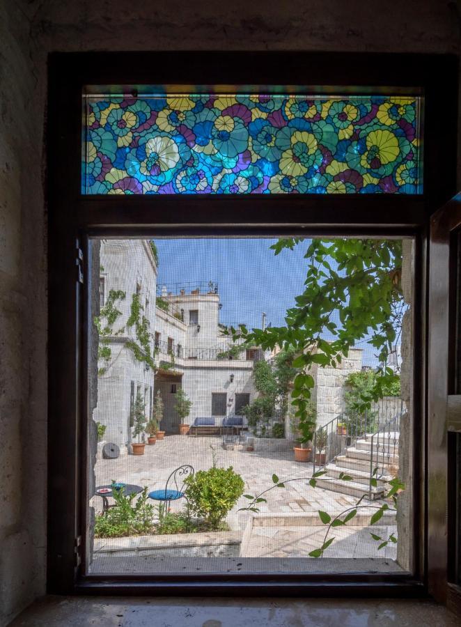 Sinasos Palace Cave Hotel Urgup Exterior photo