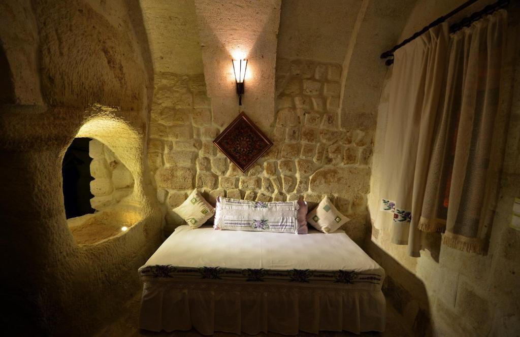 Sinasos Palace Cave Hotel Urgup Room photo